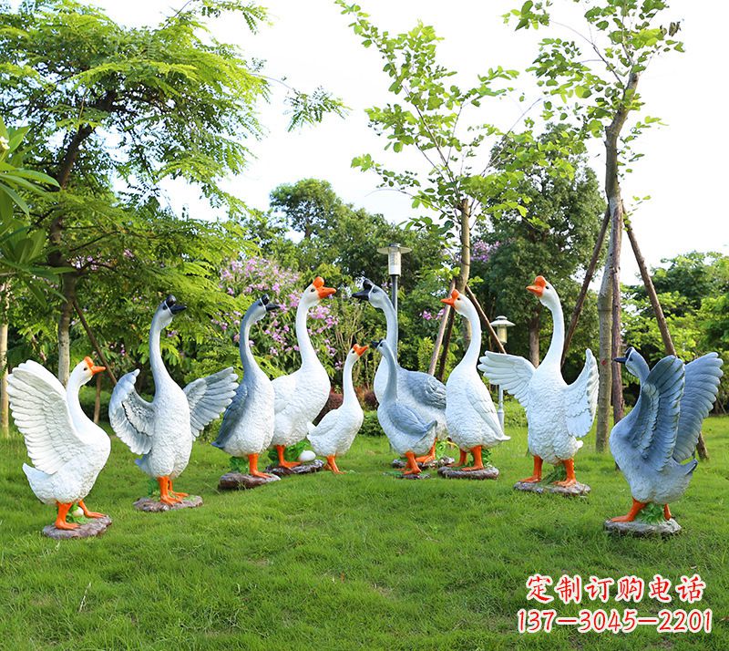 浙江玻璃钢仿真动物鹅