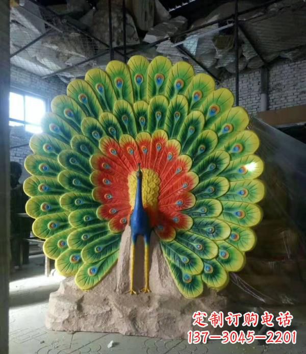 浙江玻璃钢制作的孔雀雕塑