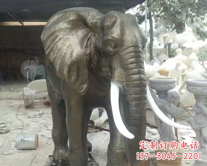 浙江玻璃钢大象雕塑——一座非凡的雕塑