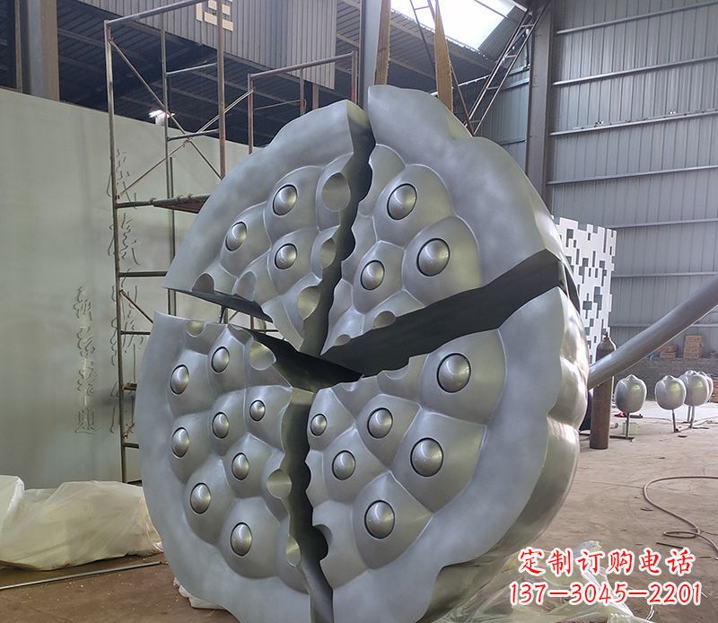 浙江不锈钢莲蓬雕塑精美外形 引人入胜