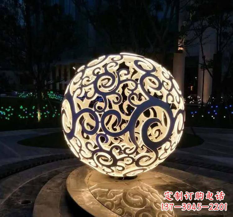 浙江不锈钢镂空球喷泉雕塑艺术性的水景装饰