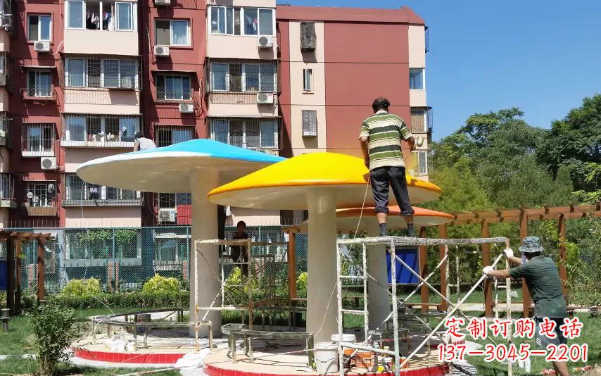 浙江不锈钢蘑菇凉亭——精美雕塑点缀绿意