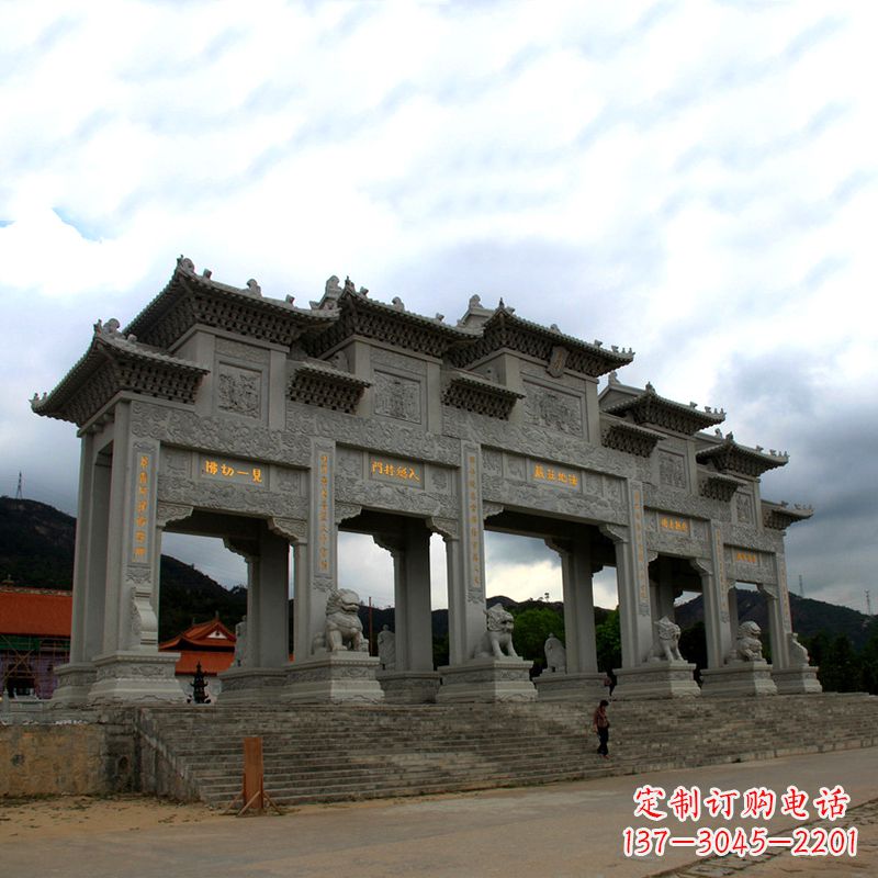 浙江大型寺庙五门石雕牌楼