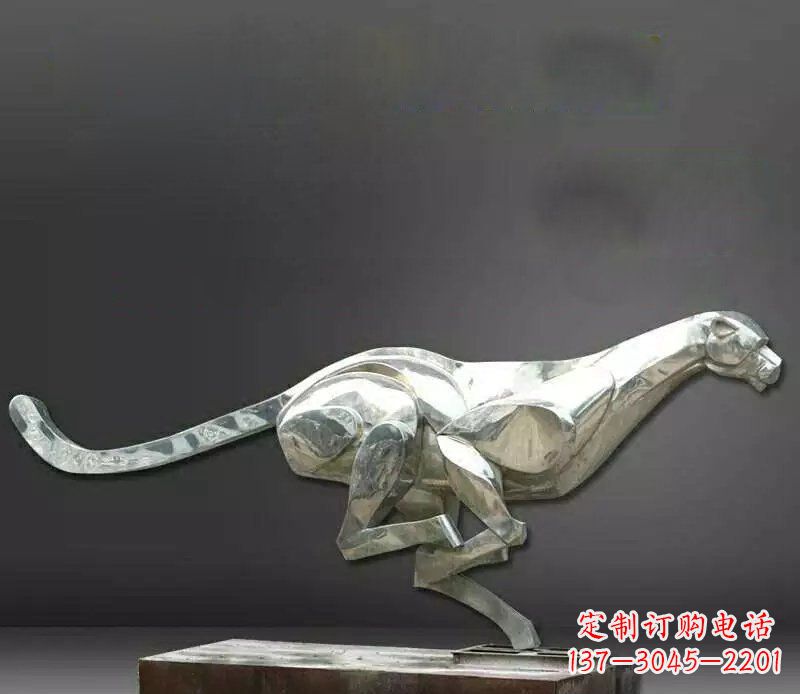浙江公园不锈钢奔跑的豹子动物雕塑