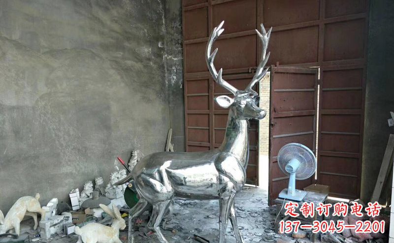 浙江艺术精美的不锈钢鹿装置雕塑