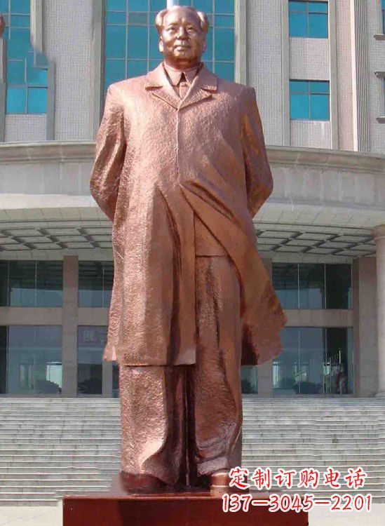 浙江校园毛主席铜像